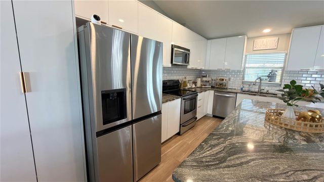 15759 SE 97TH AVENUE, Summerfield, FL 34491