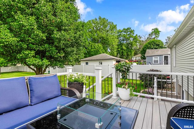 1618 N MOODY Court, Peoria, IL 61604
