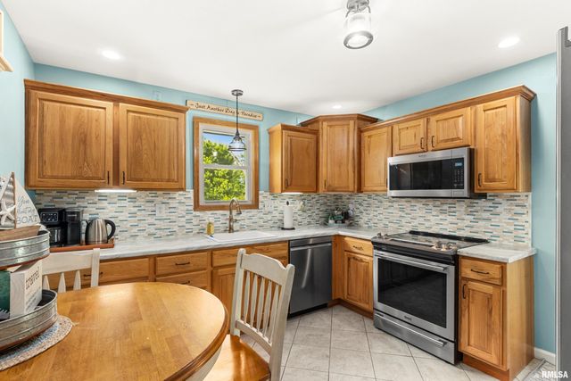 1618 N MOODY Court, Peoria, IL 61604
