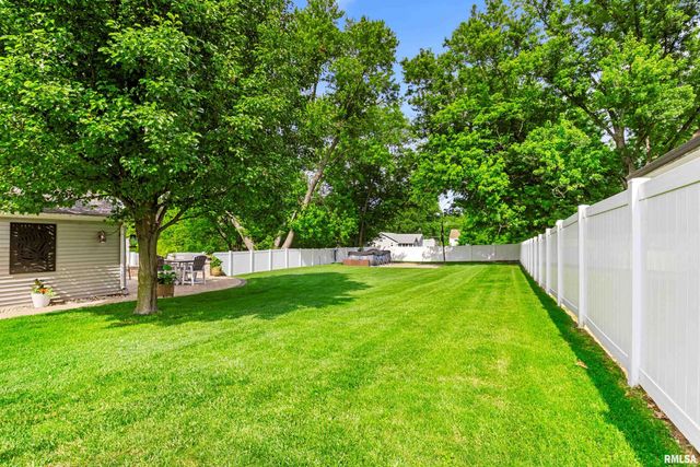 1618 N MOODY Court, Peoria, IL 61604
