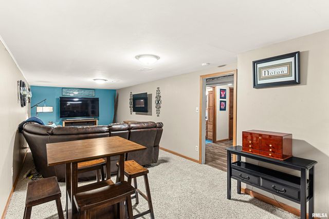 1618 N MOODY Court, Peoria, IL 61604