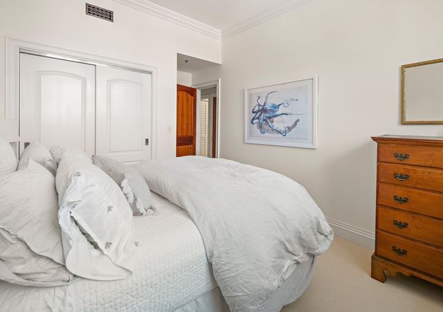 30 Monument Sq 104, Boston, MA 02129