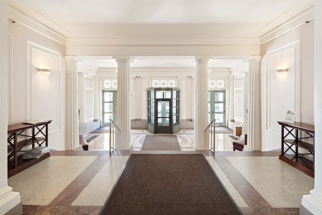 30 Monument Sq 104, Boston, MA 02129