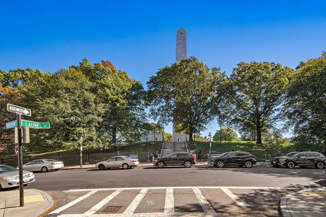 30 Monument Sq 104, Boston, MA 02129