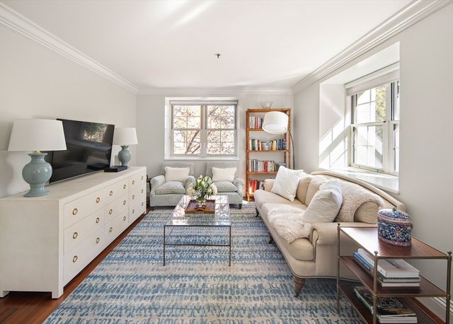 30 Monument Sq 104, Boston, MA 02129