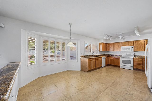 8839 E FLORIADE Drive, Scottsdale, AZ 85260