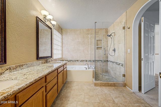8839 E FLORIADE Drive, Scottsdale, AZ 85260
