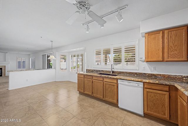 8839 E FLORIADE Drive, Scottsdale, AZ 85260