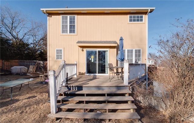 410 Myers Drive, Tonganoxie, KS 66086