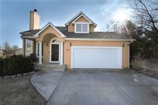 410 Myers Drive, Tonganoxie, KS 66086