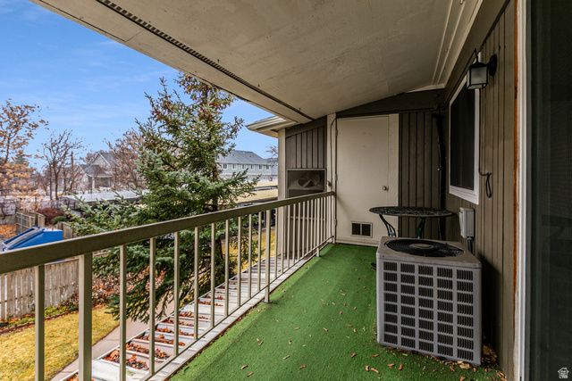 337 PEACH LN, Bountiful, UT 84010