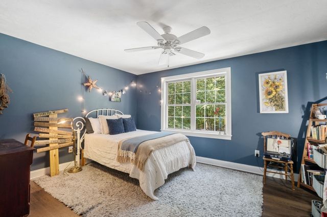 66 Glenview St, Upton, MA 01568