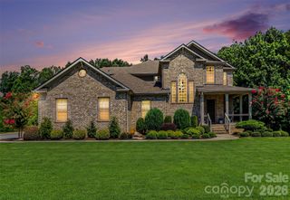 122 Campanile Drive, Mooresville, NC 28117