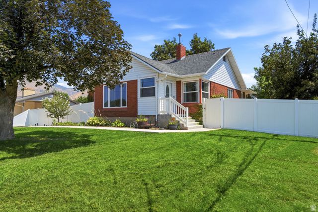 1214 N 300 W, Mapleton, UT 84664