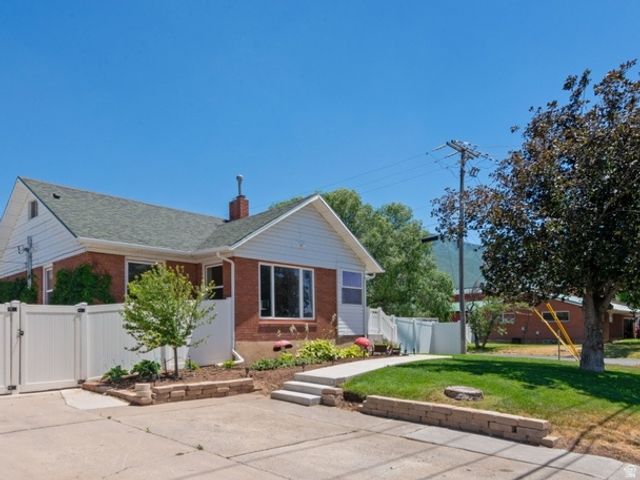 1214 N 300 W, Mapleton, UT 84664