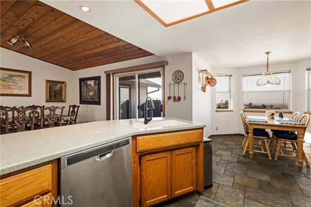 3070 Royal Meadow Lane, Paradise, CA 95969