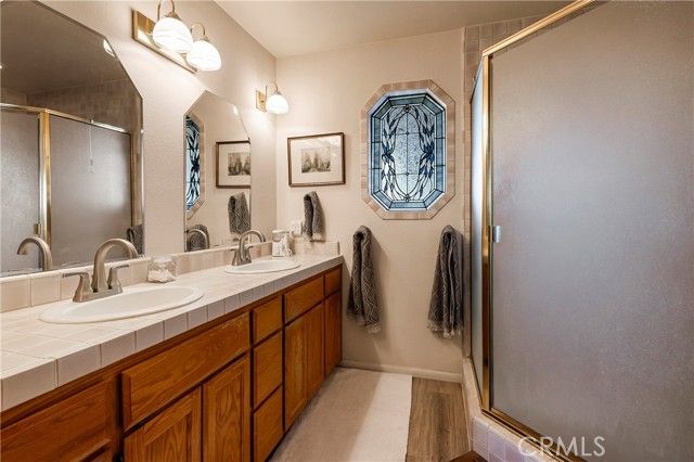 3070 Royal Meadow Lane, Paradise, CA 95969