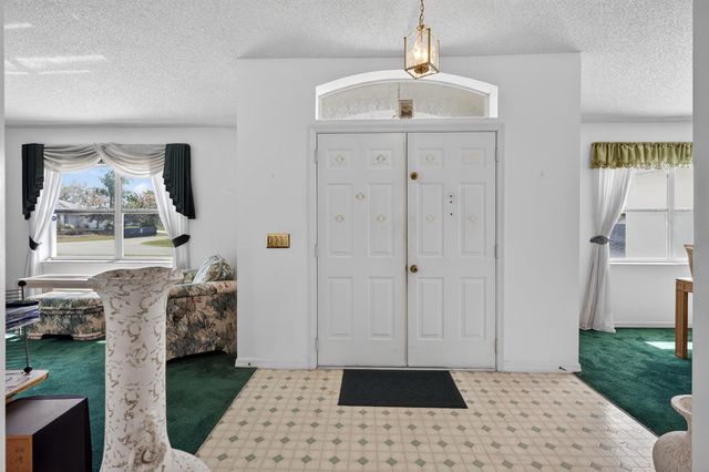 459 SE Nome Drive, Port St. Lucie, FL 34984