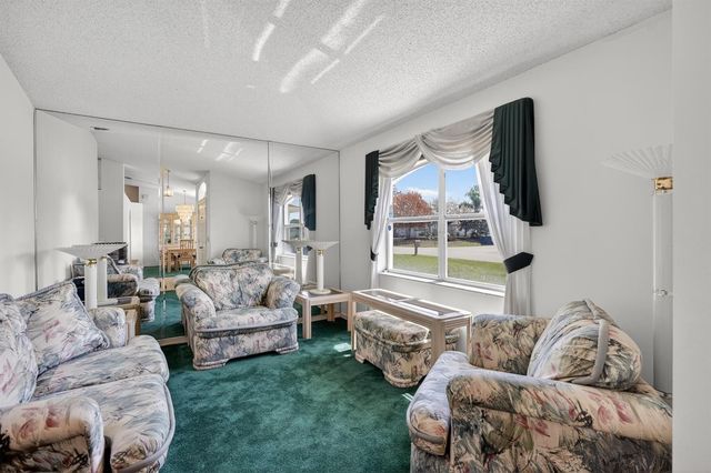 459 SE Nome Drive, Port St. Lucie, FL 34984