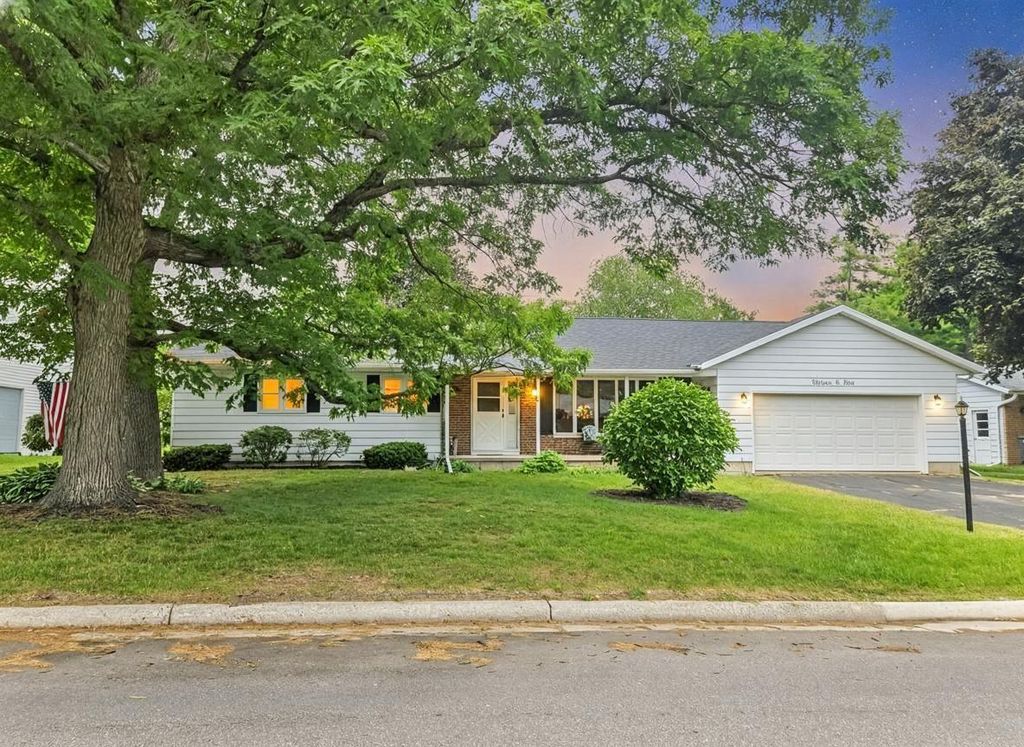 1309 Hickory DRIVE, Jefferson, WI 53549