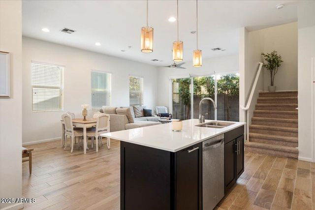 710 E BOCA RATON Road, Phoenix, AZ 85022