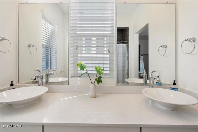 710 E BOCA RATON Road, Phoenix, AZ 85022