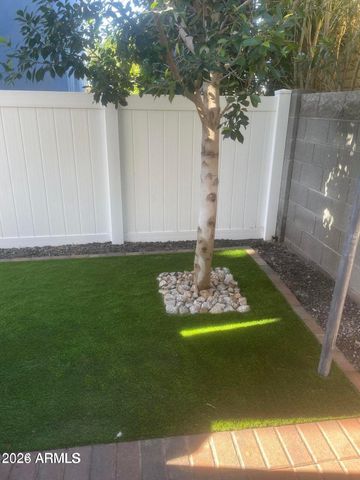 710 E BOCA RATON Road, Phoenix, AZ 85022