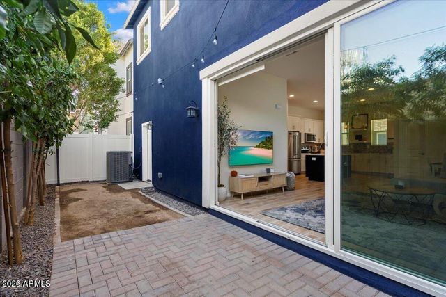 710 E BOCA RATON Road, Phoenix, AZ 85022