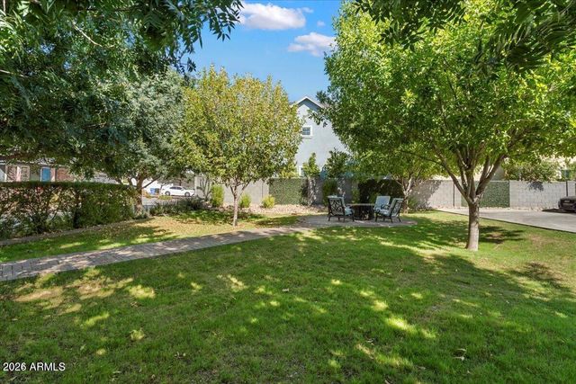 710 E BOCA RATON Road, Phoenix, AZ 85022