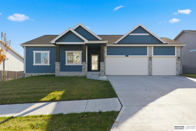 9307 S 177th Street, Omaha, NE 68136