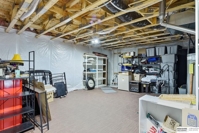 9307 S 177th Street, Omaha, NE 68136