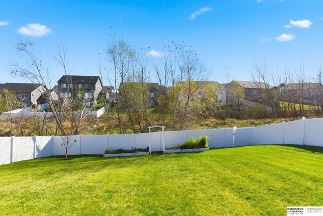 9307 S 177th Street, Omaha, NE 68136