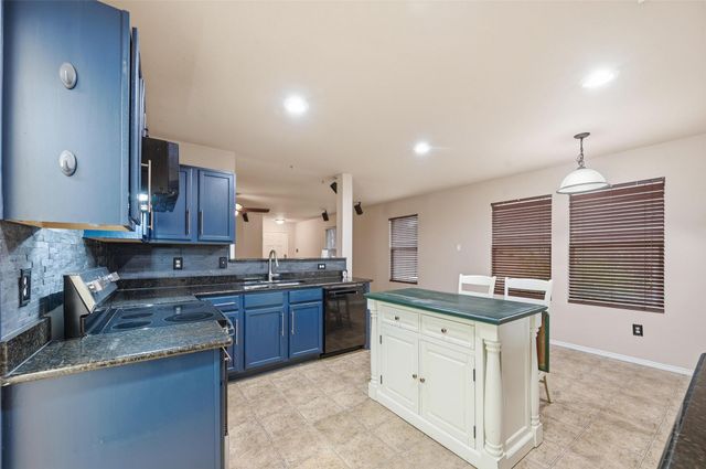 322 Laurel Lane, Fate, TX 75087