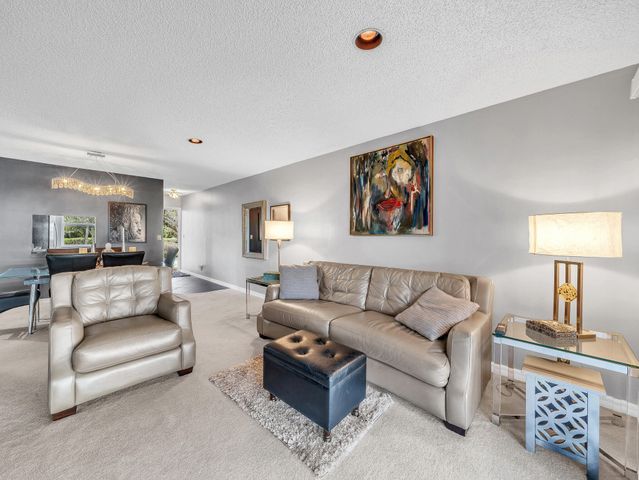 130 Lake Constance Drive, West Palm Beach, FL 33411