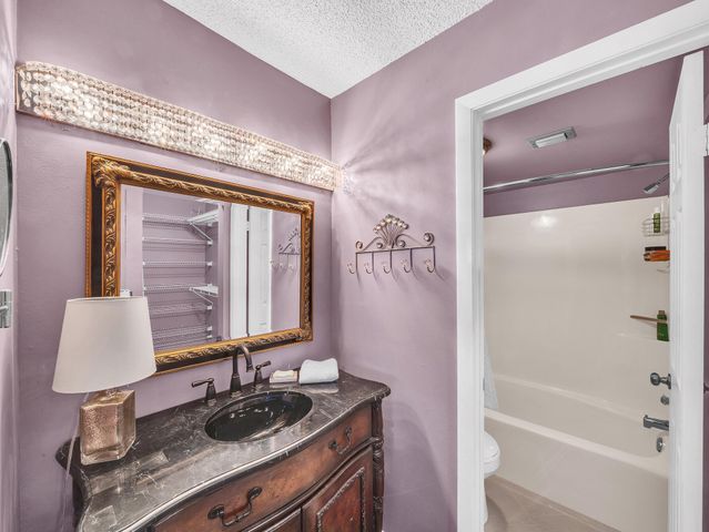 130 Lake Constance Drive, West Palm Beach, FL 33411