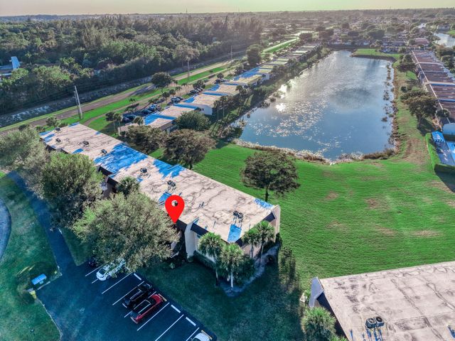 130 Lake Constance Drive, West Palm Beach, FL 33411