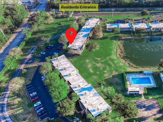 130 Lake Constance Drive, West Palm Beach, FL 33411