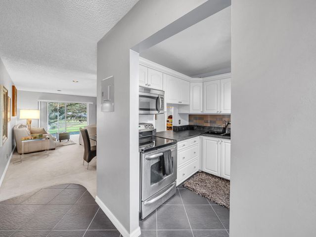 130 Lake Constance Drive, West Palm Beach, FL 33411