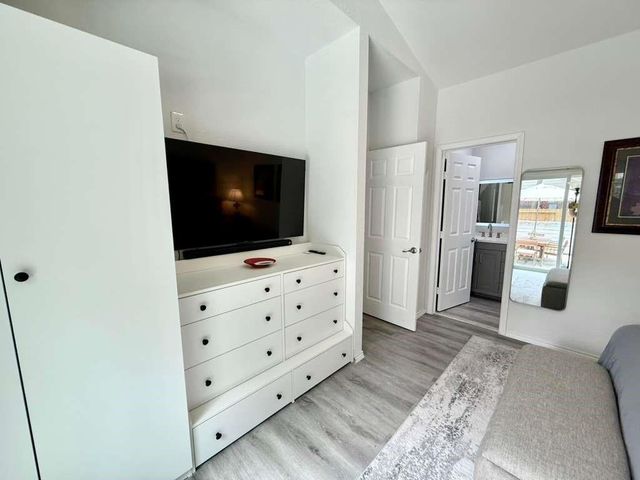 65 S Hidden View Circle, The Woodlands, TX 77381