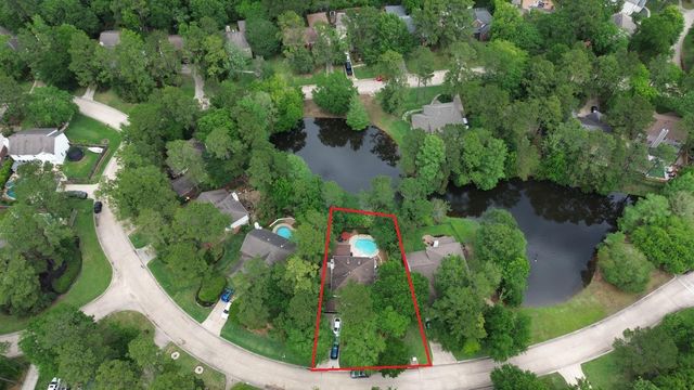 65 S Hidden View Circle, The Woodlands, TX 77381