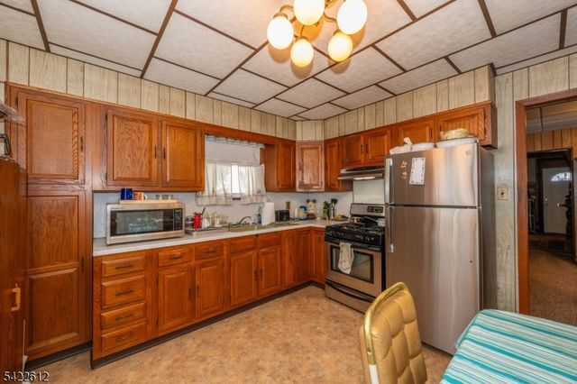 369 Paulison Ave, Passaic City, NJ 07055