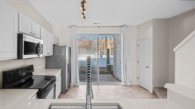 1733 Sorrell Brook Way, Raleigh, NC 27609