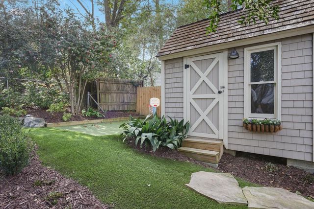 2802 Alpine NE Road, Atlanta, GA 30305