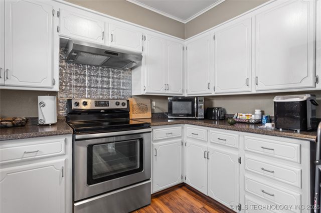 92 Cody, Lone Grove, OK 73443