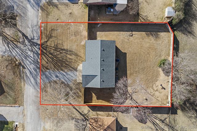 92 Cody, Lone Grove, OK 73443