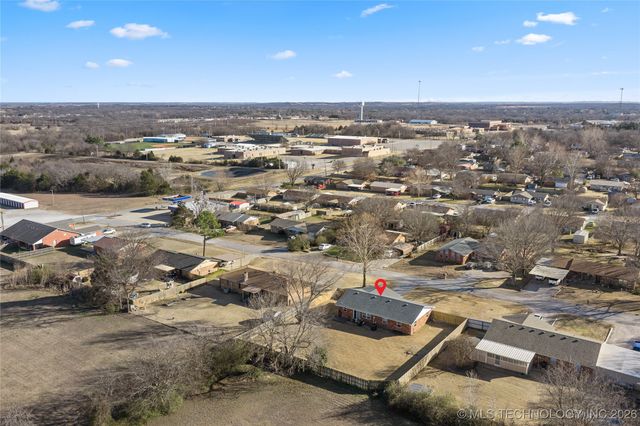 92 Cody, Lone Grove, OK 73443