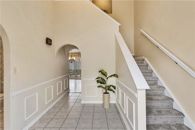 100 Hazelwood Dr, Cranberry Twp, PA 16066
