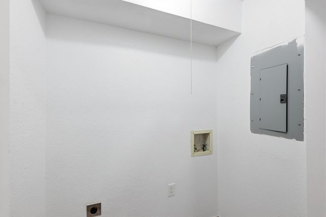 9611 Orchard Hill, Dallas, TX 75243