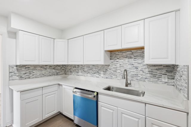 9611 Orchard Hill, Dallas, TX 75243