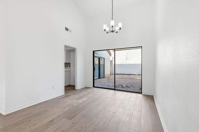 9611 Orchard Hill, Dallas, TX 75243